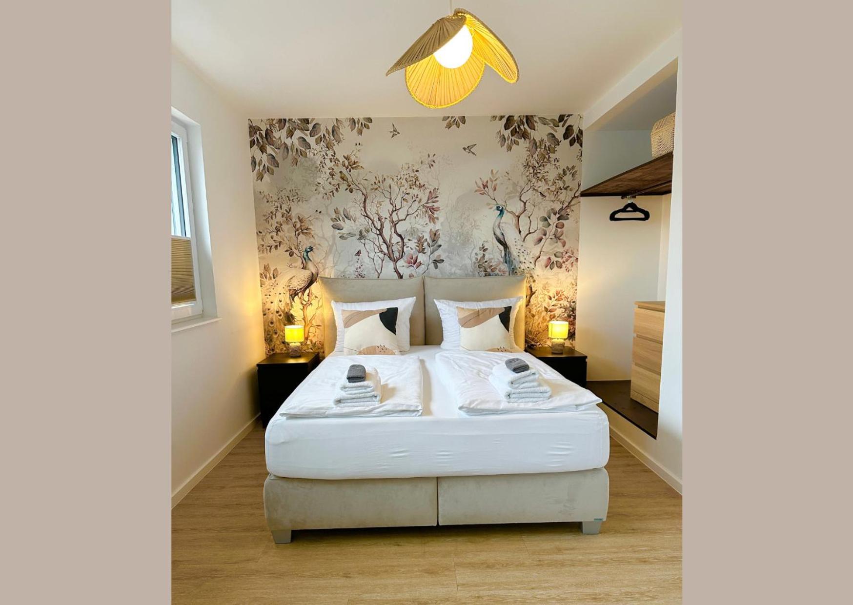 Special Apartment - Stadtnah, Balkon, Parkplatz, E-Ladestation, Gitterbox Fuer Fahrraeder, Fitnessstudio Koblenz  Ngoại thất bức ảnh
